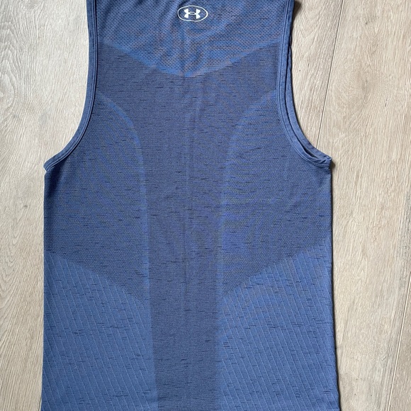 EUC UNDER ARMOUR Seamless Tank Top Blue Ink/Mod Gray SIZE S - Picture 3 of 3